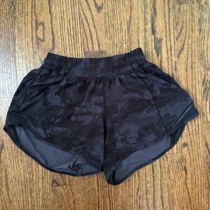 Lululemon Athletica Black Athletic Shorts Moisture-Wicking Lightweight